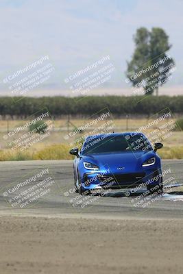 media/Sep-14-2025-Speed Ventures (Sun) [[b2951cd086]]/Green/Session 2 (Grapevine)/